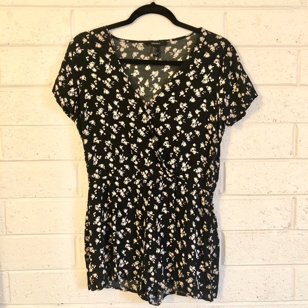 Forever 21 black/white flower romper, large
